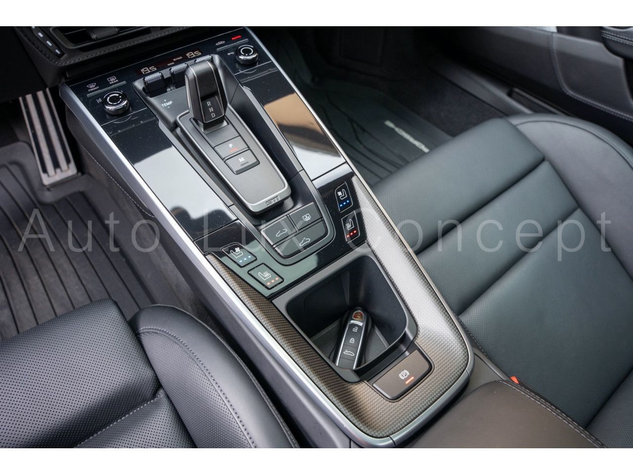 Porsche 992 911 Turbo S Aerokit/Burmester/Lederpaket/Car