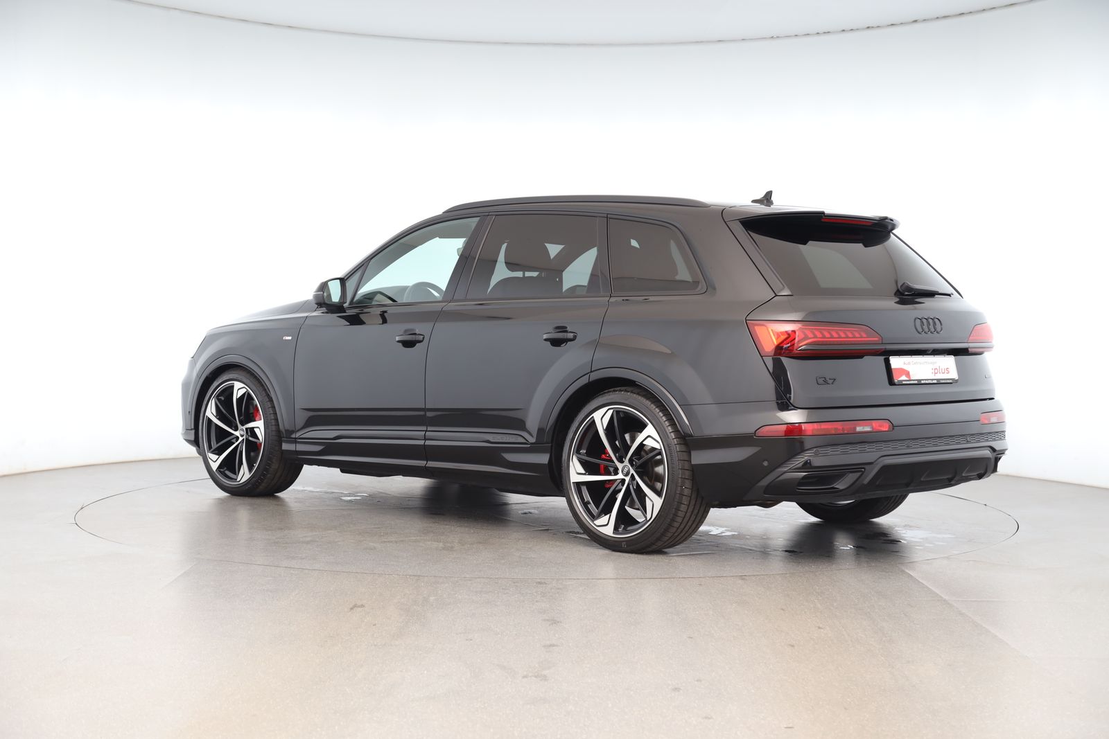 Audi Q7 45 TDI quattro S line competition plus AHK
