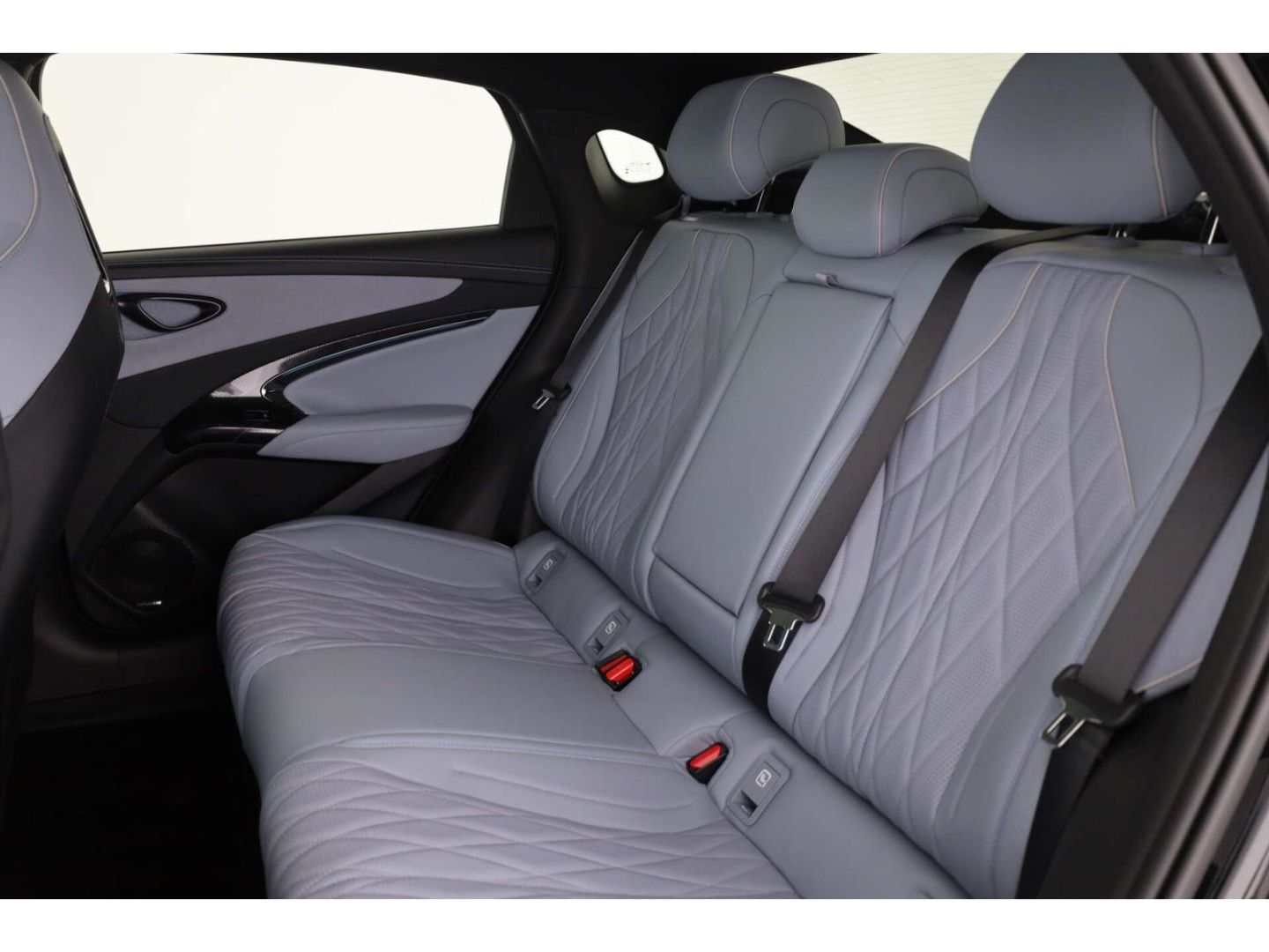 BYD Seal Design LP: 51.899,- /Dynaudio/LED/Wärmepump