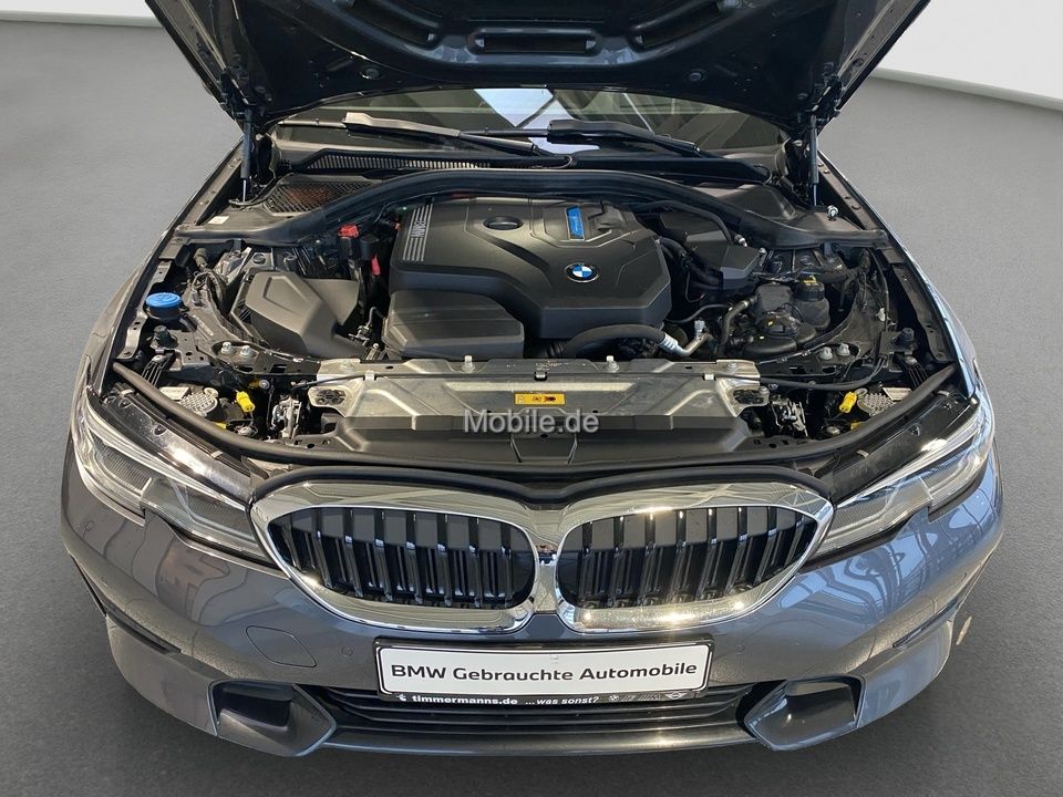 BMW 330e xDrive Touring Sport Line - Samsaru's Car Outlet
