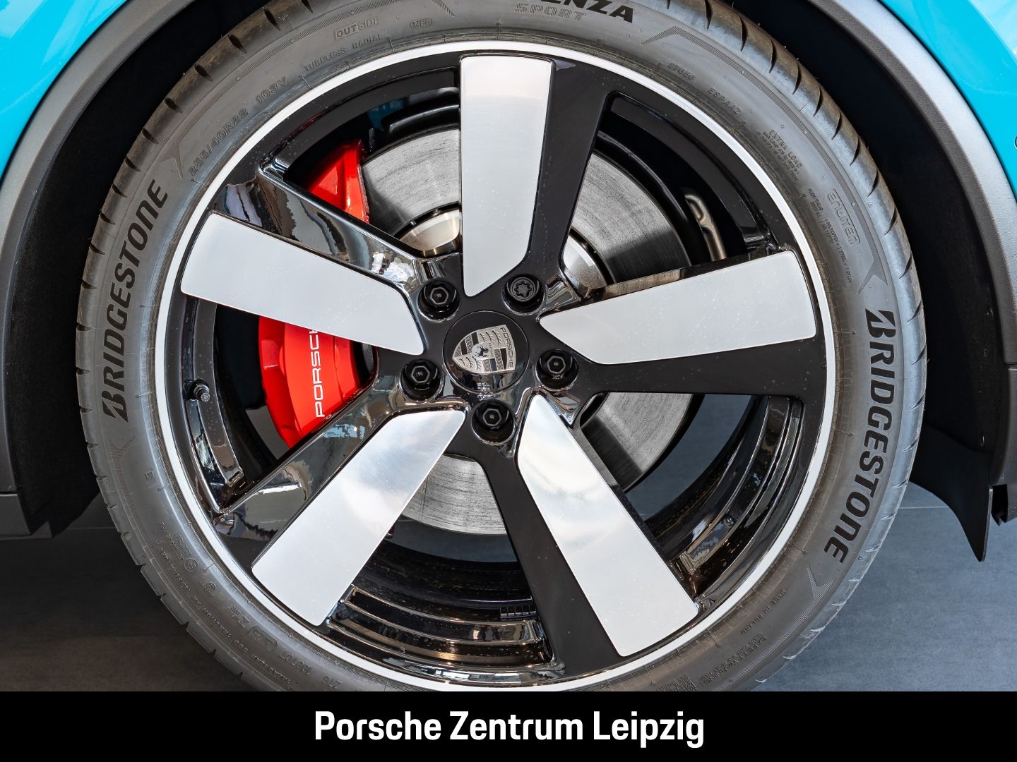 Porsche Macan Turbo FnW Miamiblau! Burmester AR-HeadUp