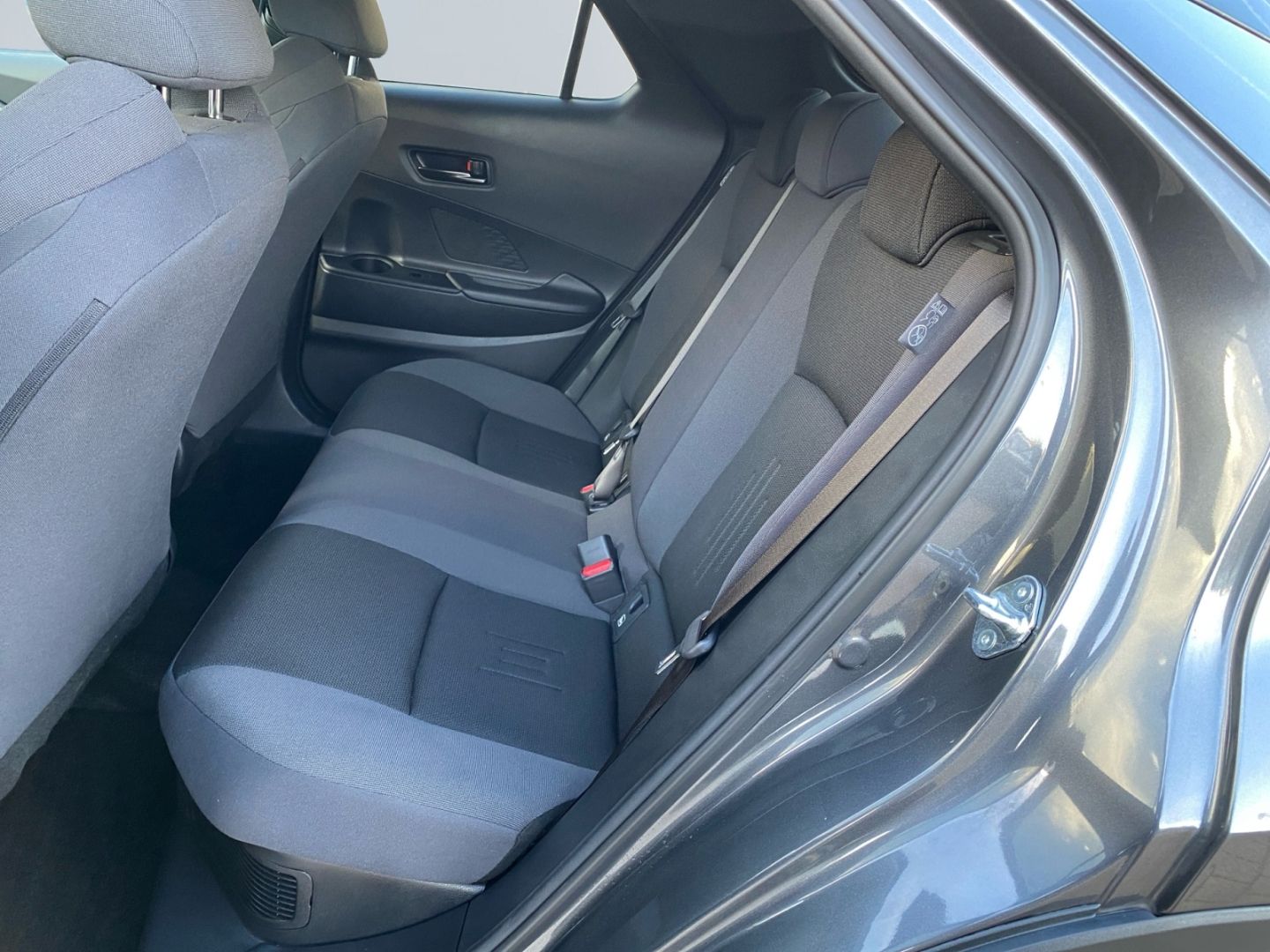 Toyota C-HR 1.8 Hybrid Team D *LED*el Heck*ACC*CAM*SHZ*