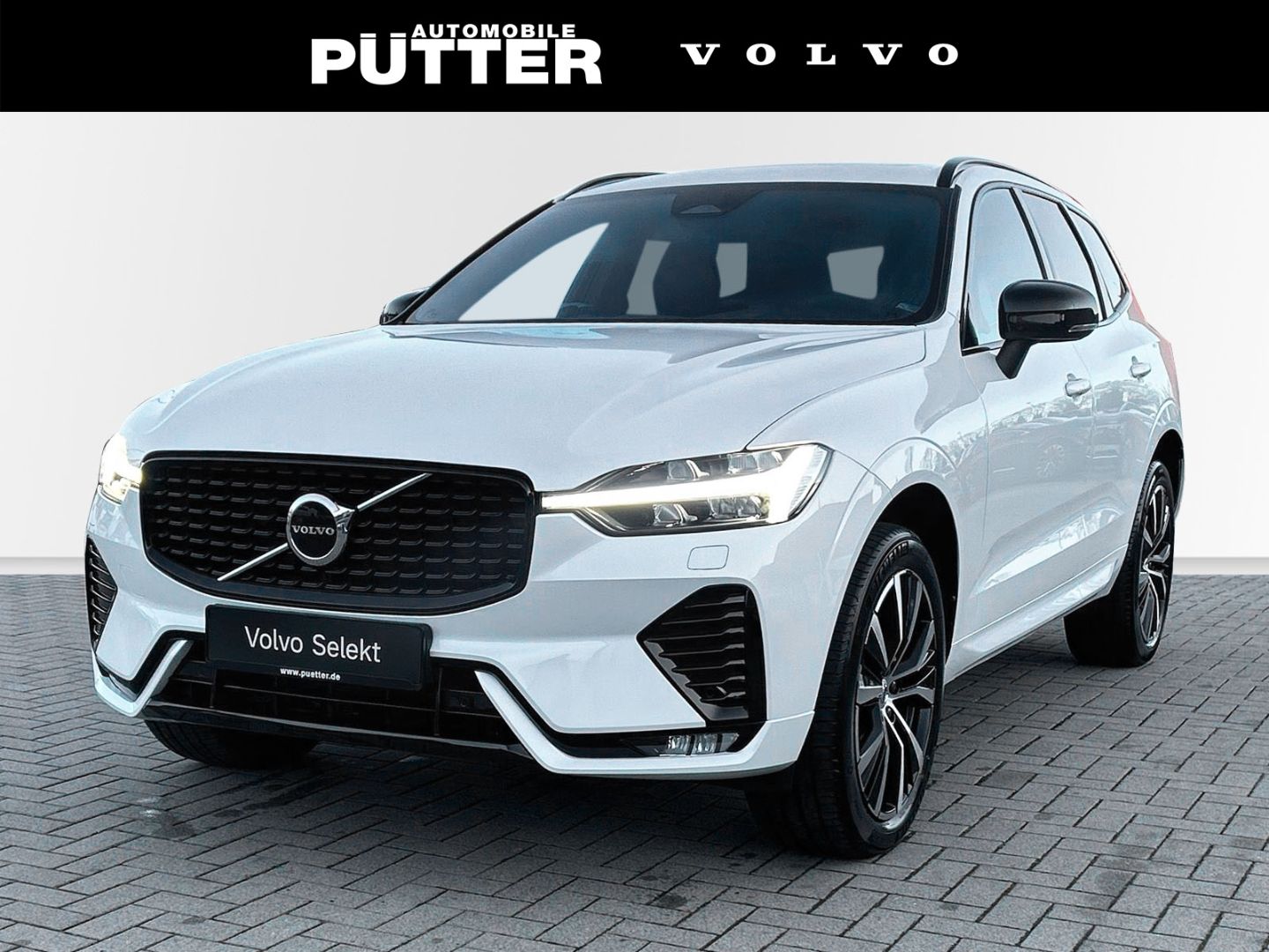 Volvo XC60 B4 Benzin Plus Dark 20'' AHK ACC Harman DAB