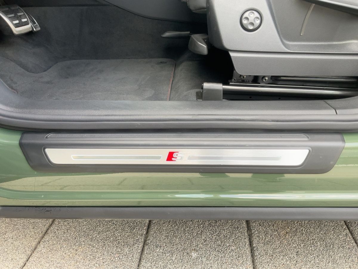 Audi Q5 35 TDI S-TR ADVANCED - Samsaru's Car Outlet