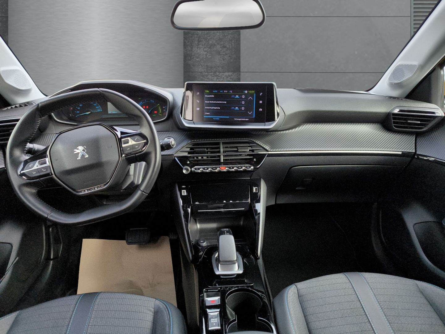 Peugeot e-208 Allure - Samsaru's Car Outlet