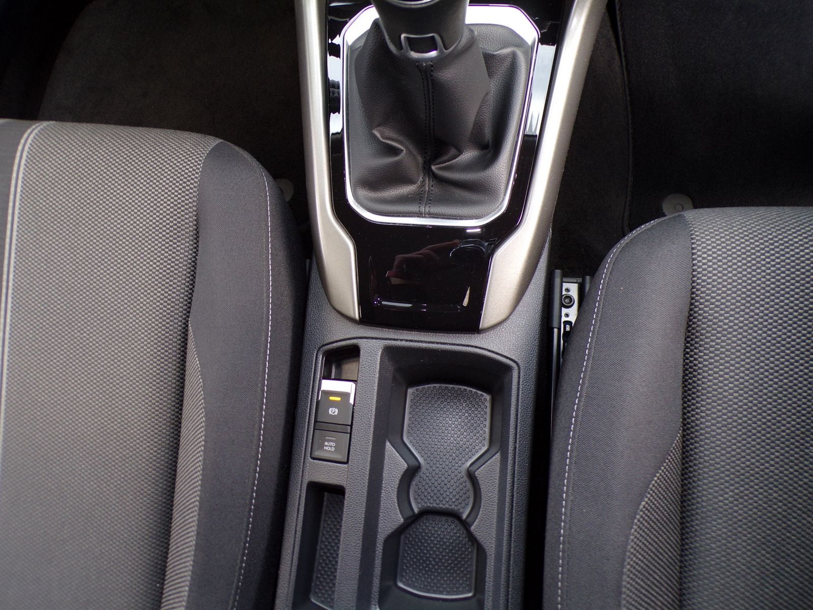 Volkswagen T-ROC 1.0 TSI STYLE - Samsaru's Car Outlet