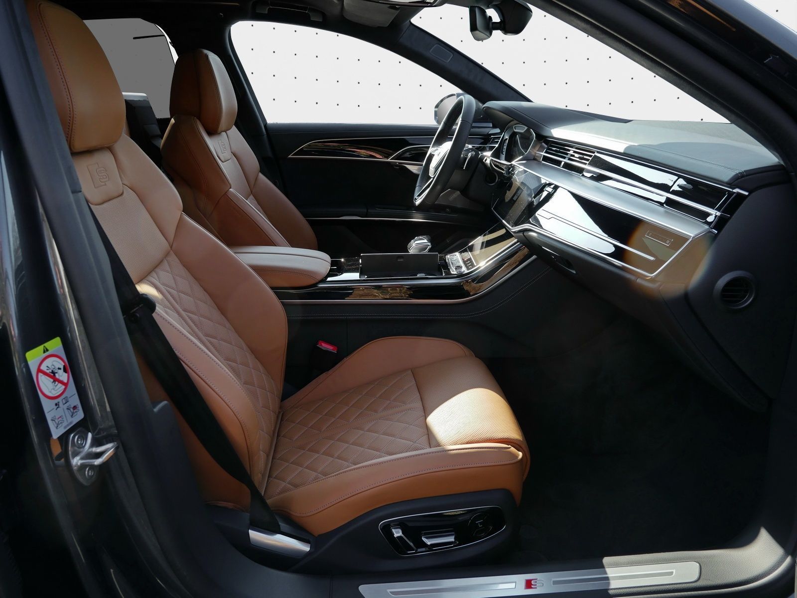Audi A8 L 60 TFSI S-Line - Samsaru's Car Outlet