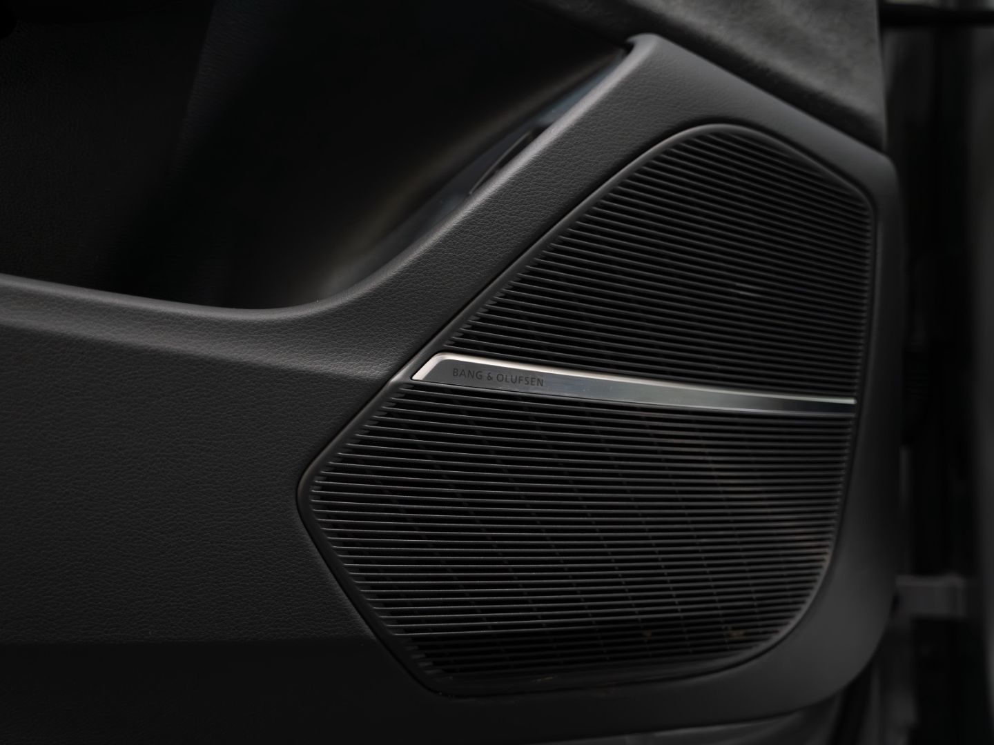 Audi RSQ8 4.0 TFSI DESIGN*KERAMIK*DYNAMIK*CARBON*VMAX