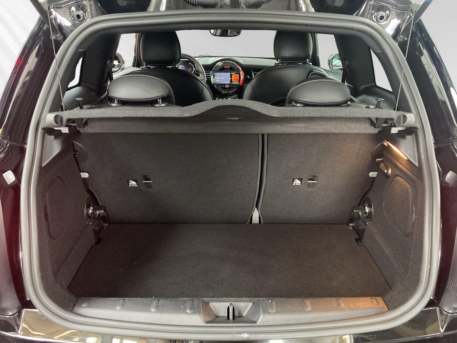 MINI Cooper - Samsaru's Car Outlet