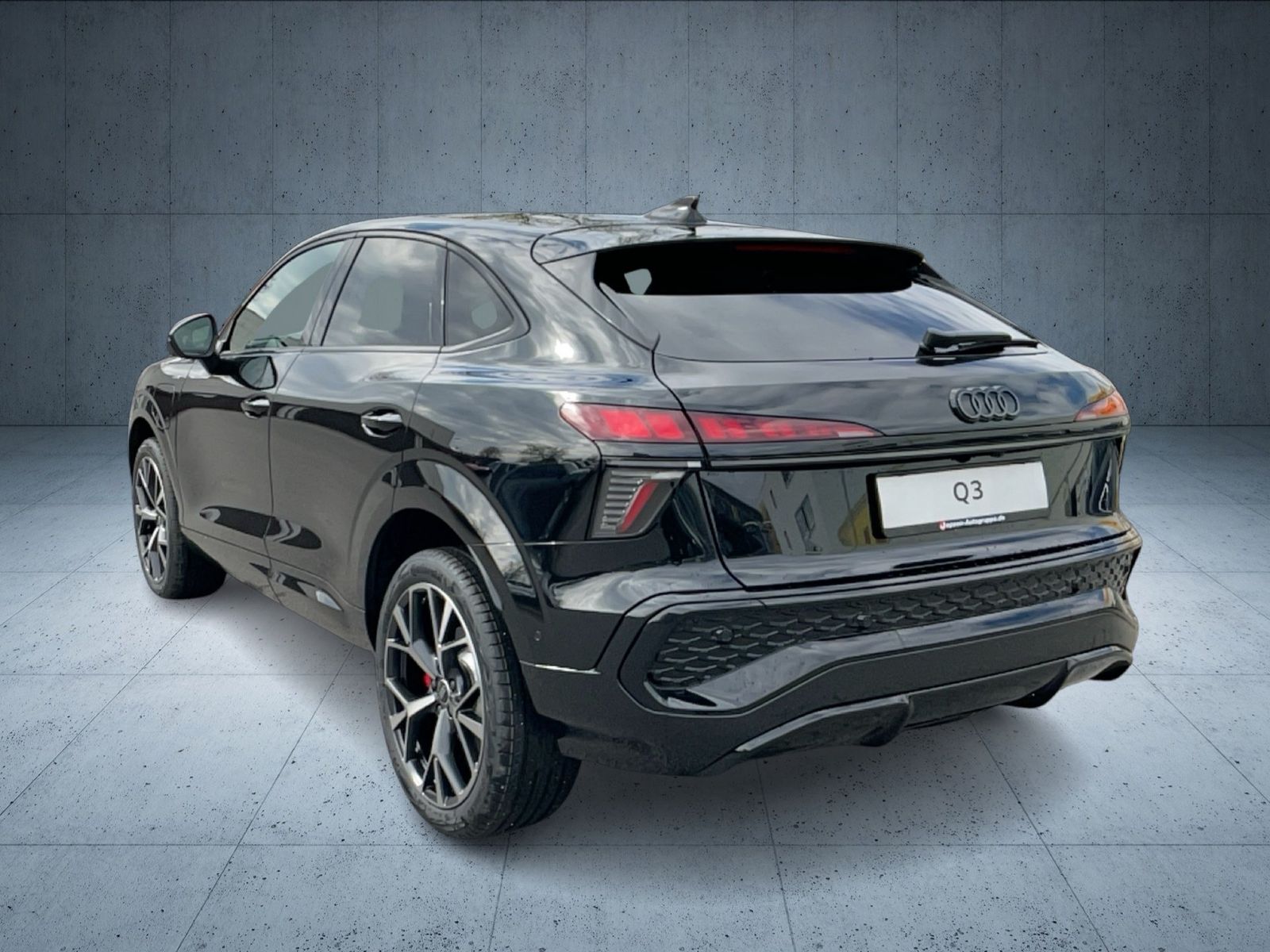 Audi Q3 Sportback e-hybrid S tr S line HUD PANO Matri