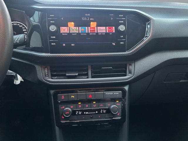 Volkswagen T-Cross 1.0 TSI Life - Samsaru's Car Outlet