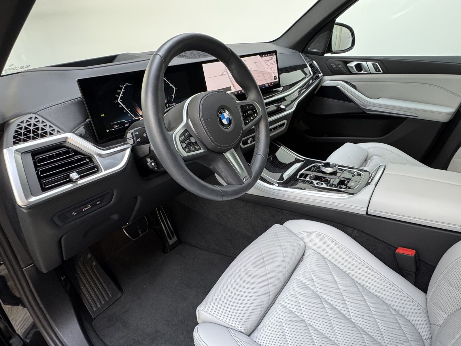 BMW X5 xDrive30d M Sport Pro Luftfeder Pano ACC 360°
