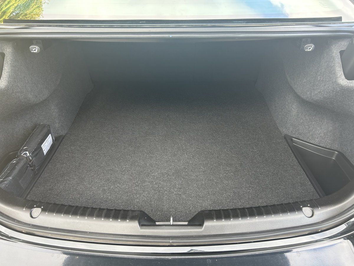 Mazda 6 2.5L SKYACTIV G 194 6AT FWD TAKUMI SUNR