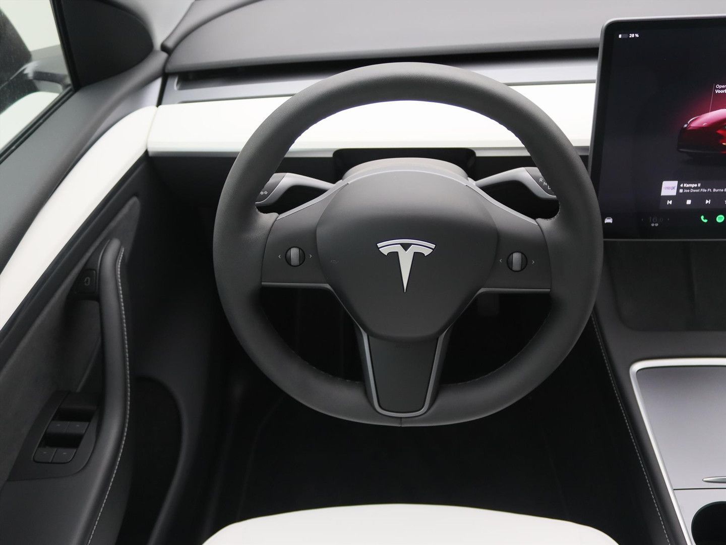 Tesla Model Y Long Range 345pk AWD 97% SoH [ CHERRY+WI