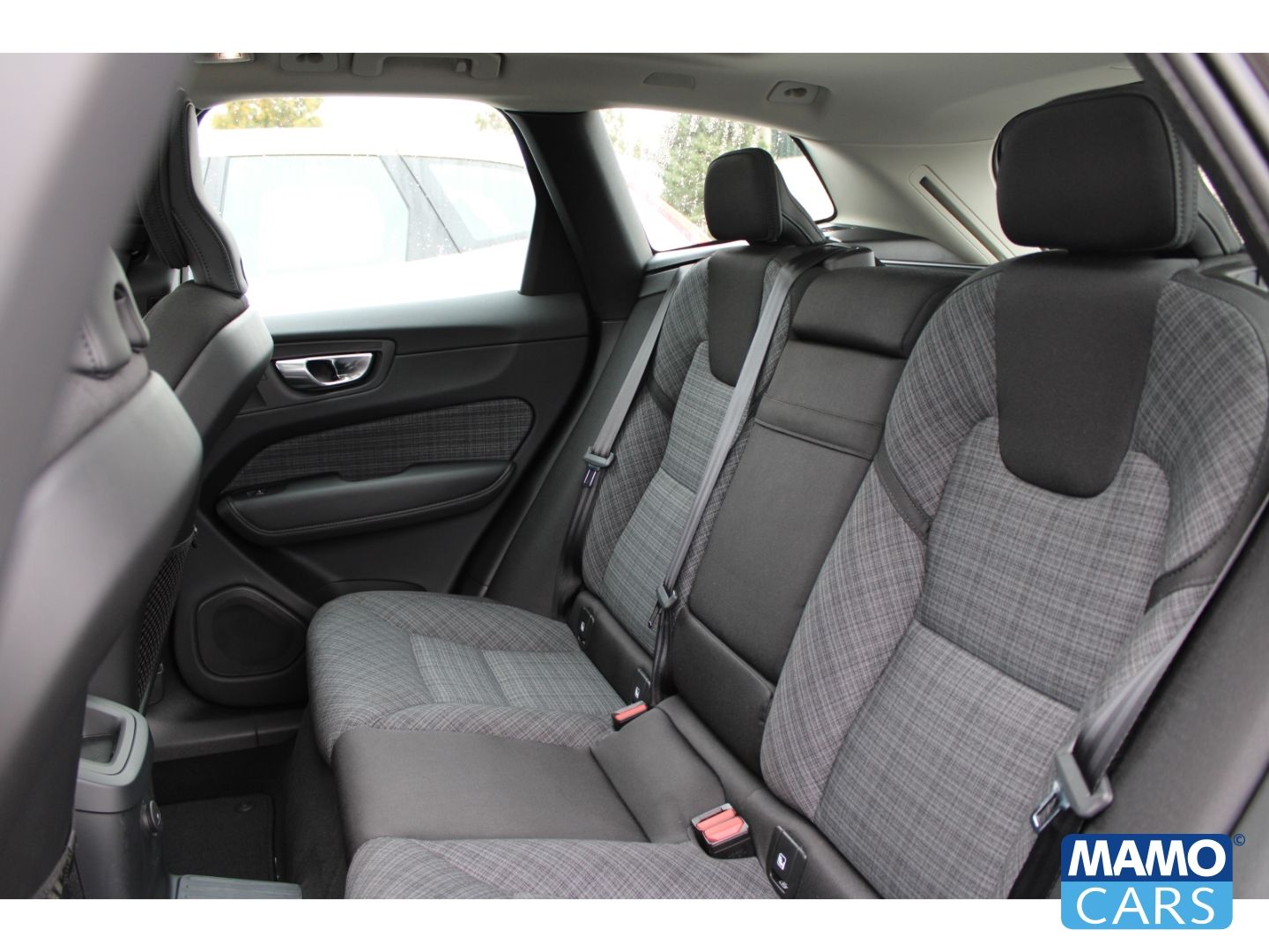 Volvo XC60 T6 AWD Recharge Core AHK/PANO/4xSHZ