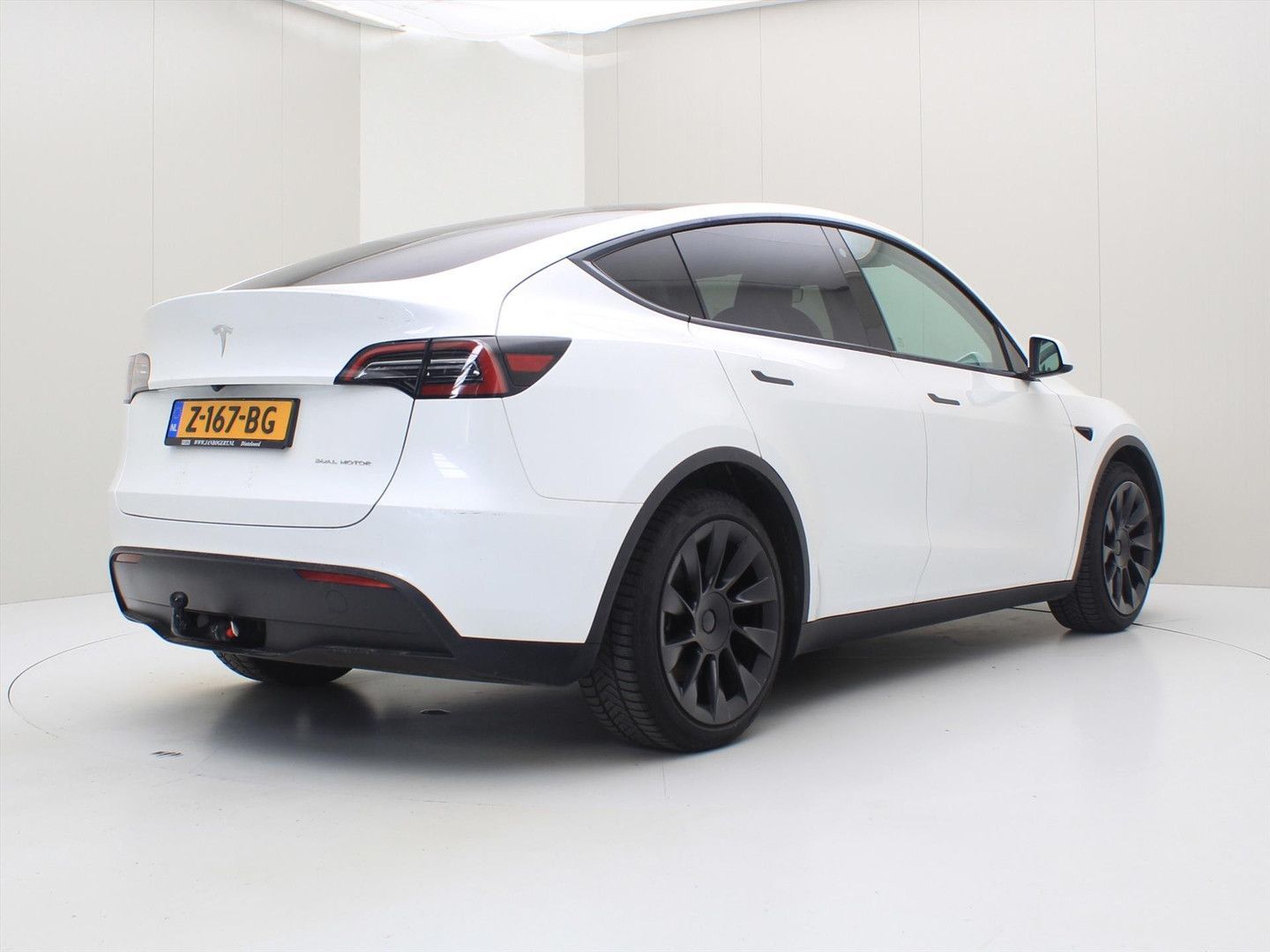 Tesla Model Y Long Range AWD 75kWh 351pk 93,7% SoH AMD