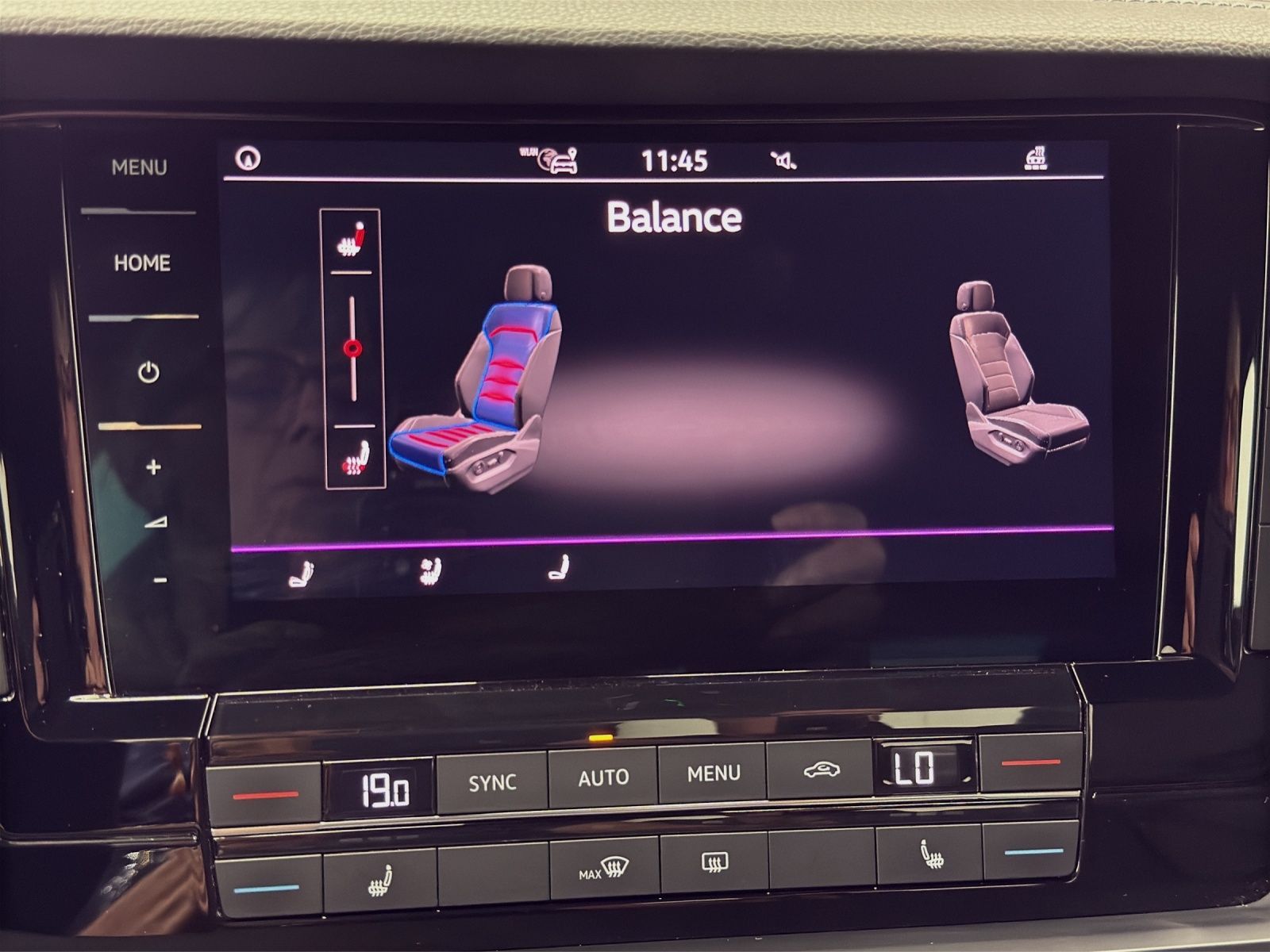 Volkswagen Touareg 3.0 TDI R-LINE BLACK - Samsaru's Car Outlet