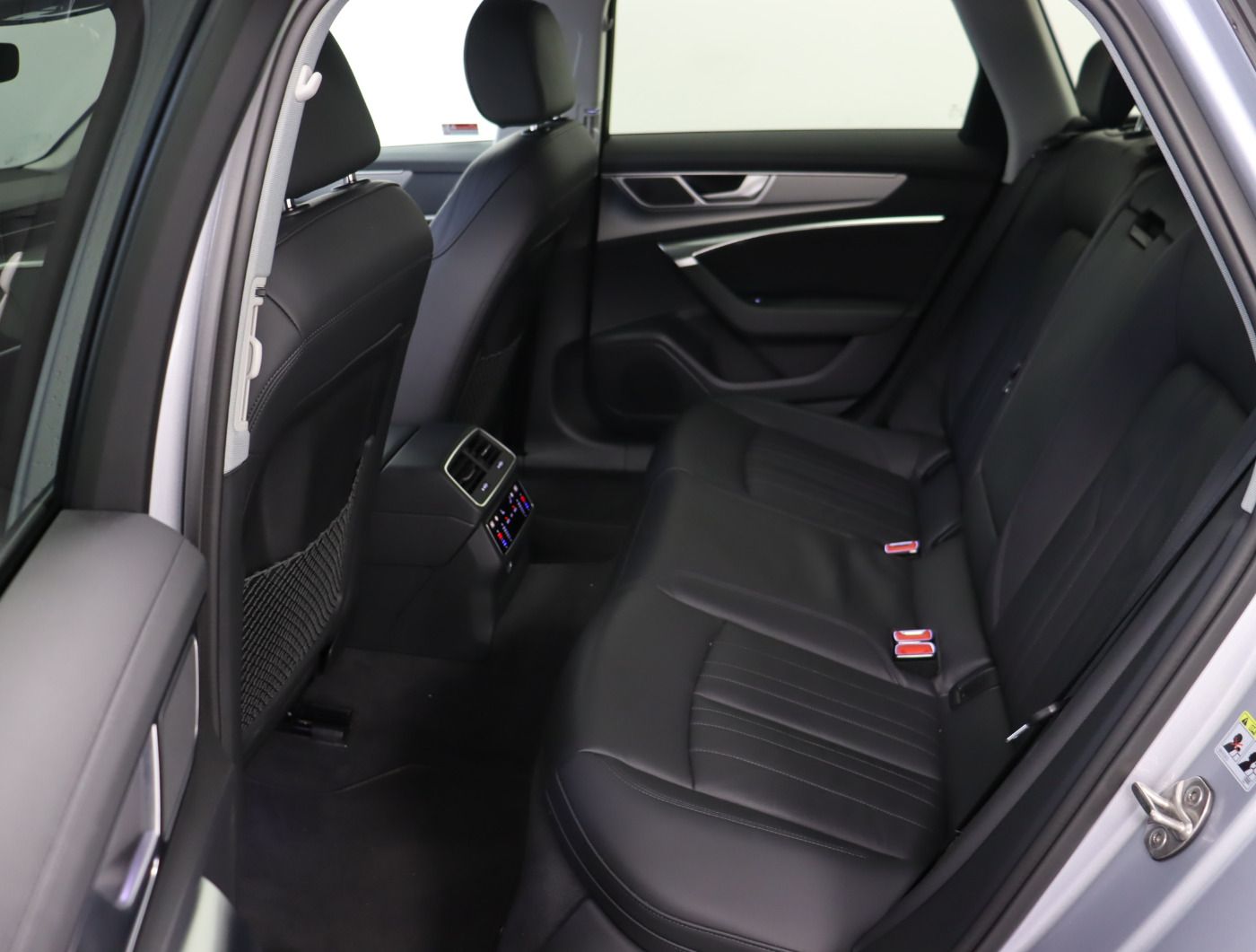 Audi A6 Avant 40 TDI quattro S tronic - Samsaru's Car Outlet