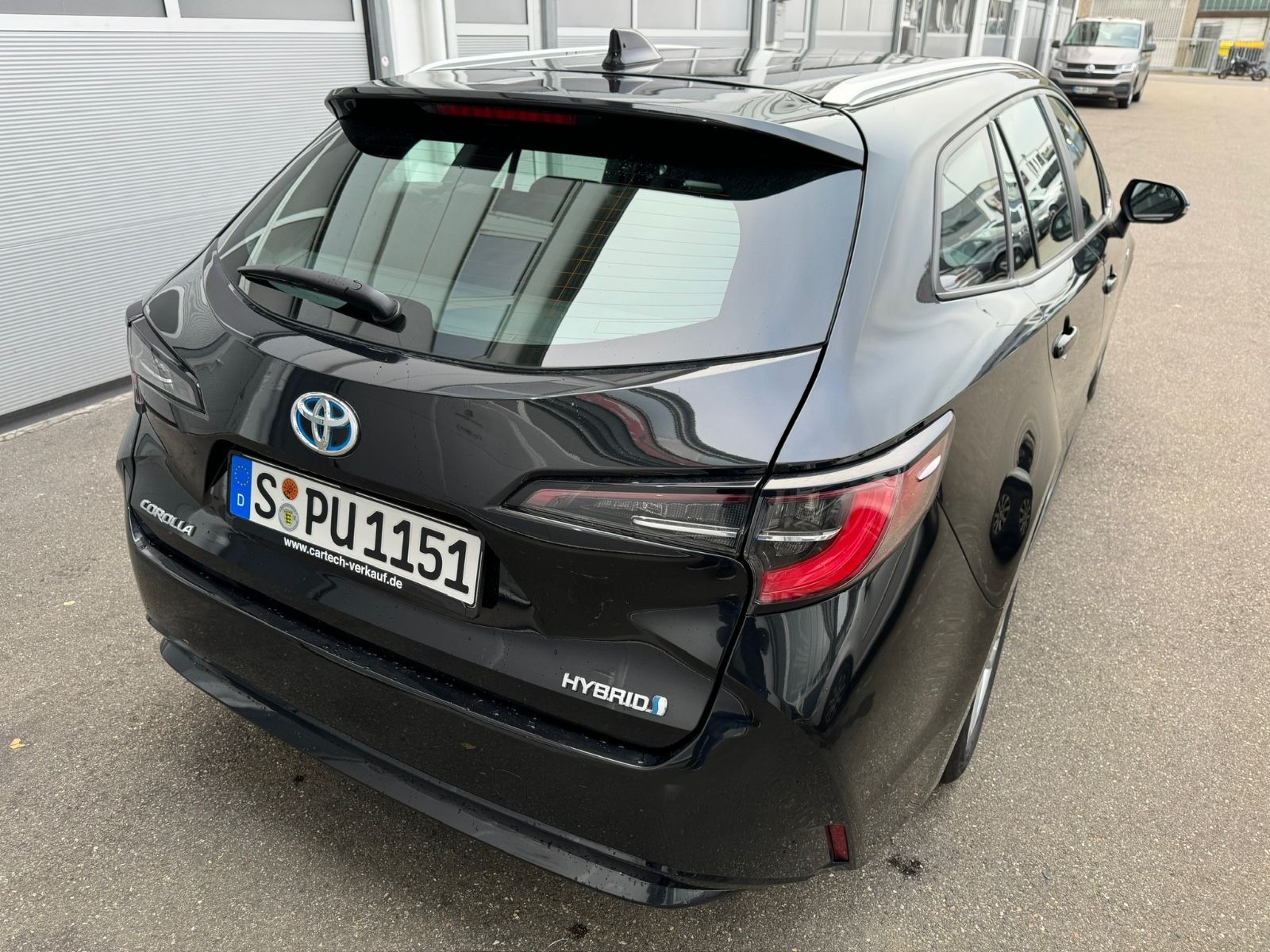 Toyota Corolla Touring Sports Hybrid Comfort - Samsaru's Car Outlet
