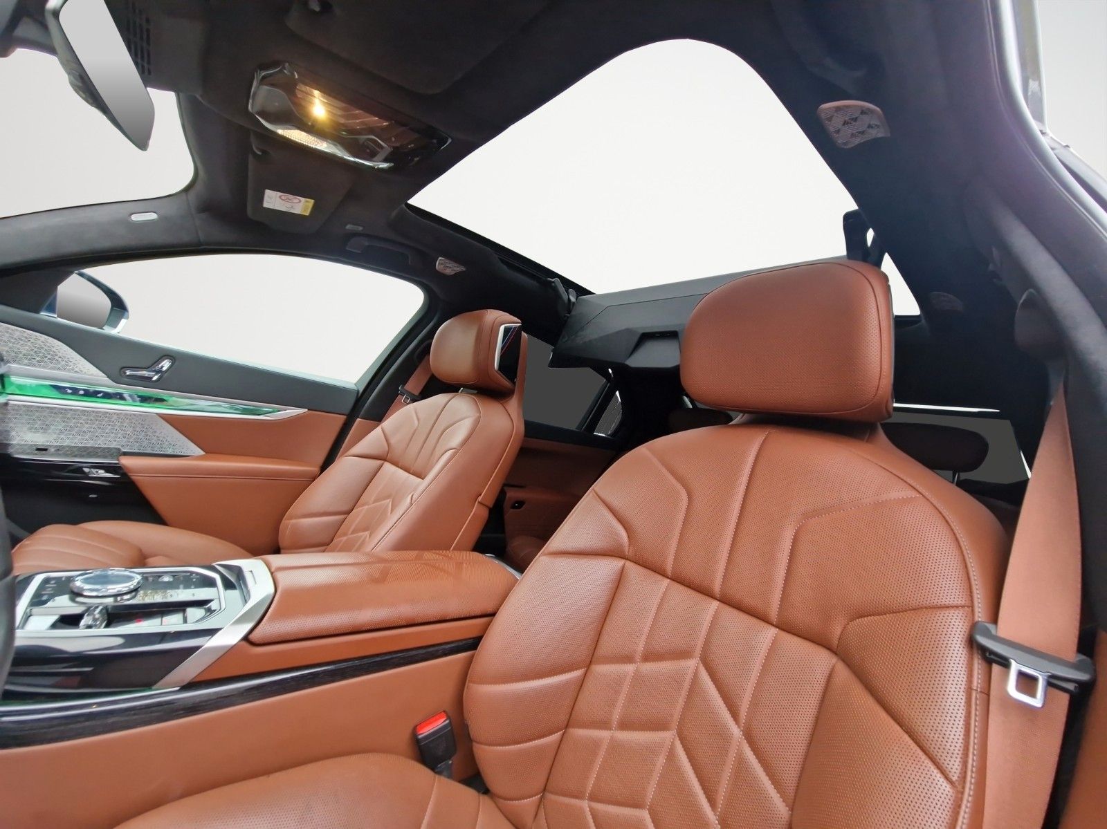 BMW 740 d xDrive M Sport/TV/HUD/AHK/B&W/PANO