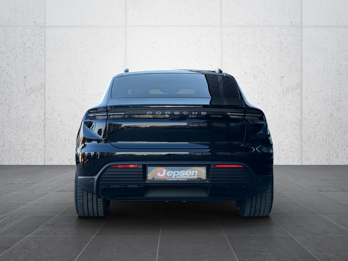 Porsche Macan 4S - Samsaru's Car Outlet