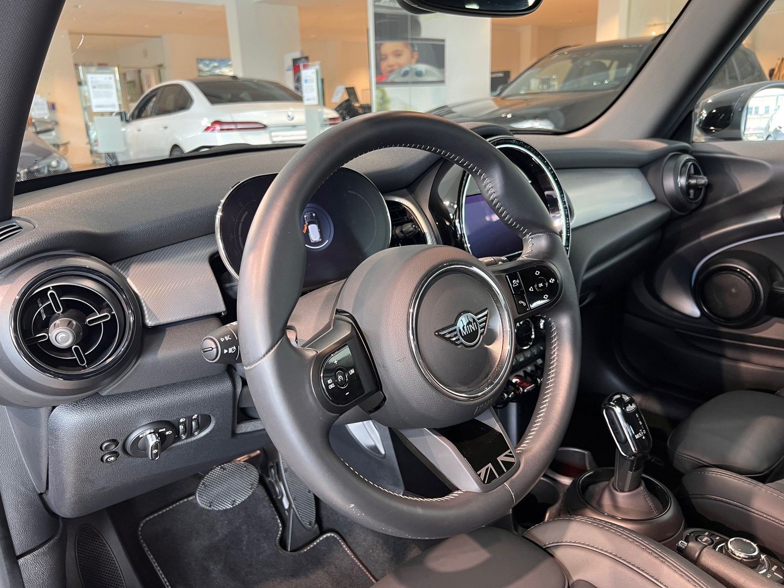 MINI Cooper Mini Yours - Samsaru's Car Outlet