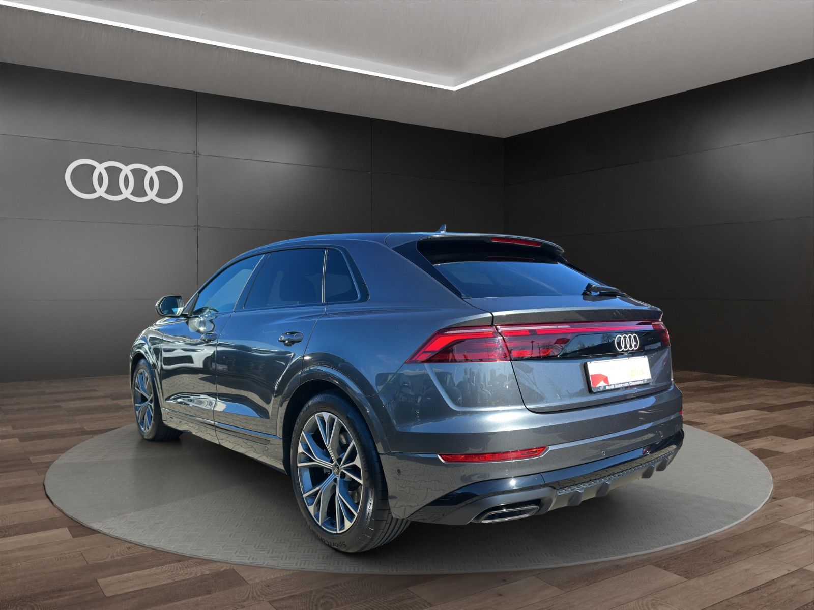 Audi Q8 50 TDI quat.tipt. S LINE+AHZV+AIR+STHZG+LASER
