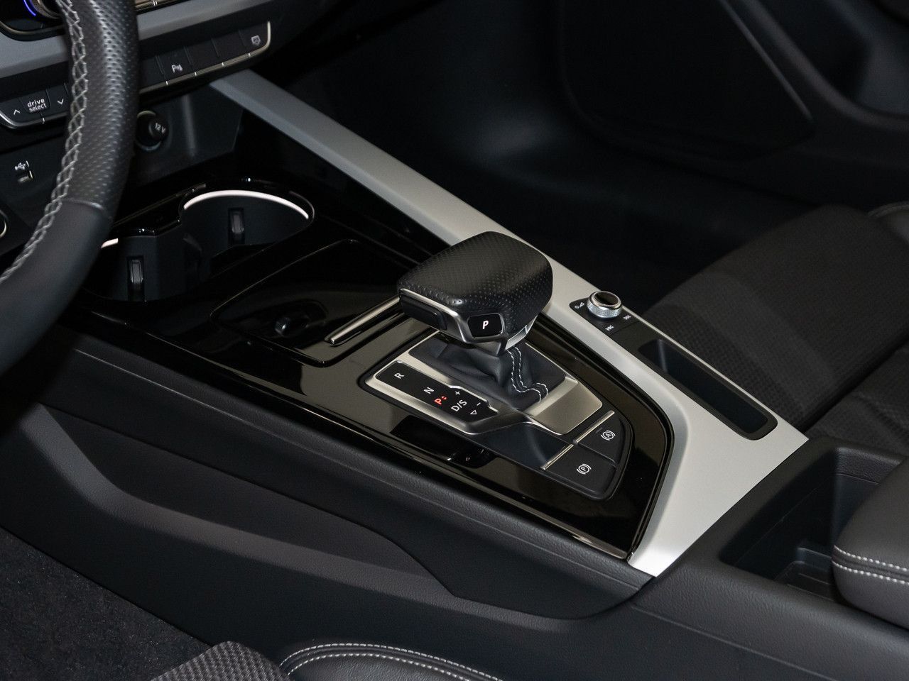 Audi A5 Coupé 45 TFSI quattro S line AHK Keyless 19''