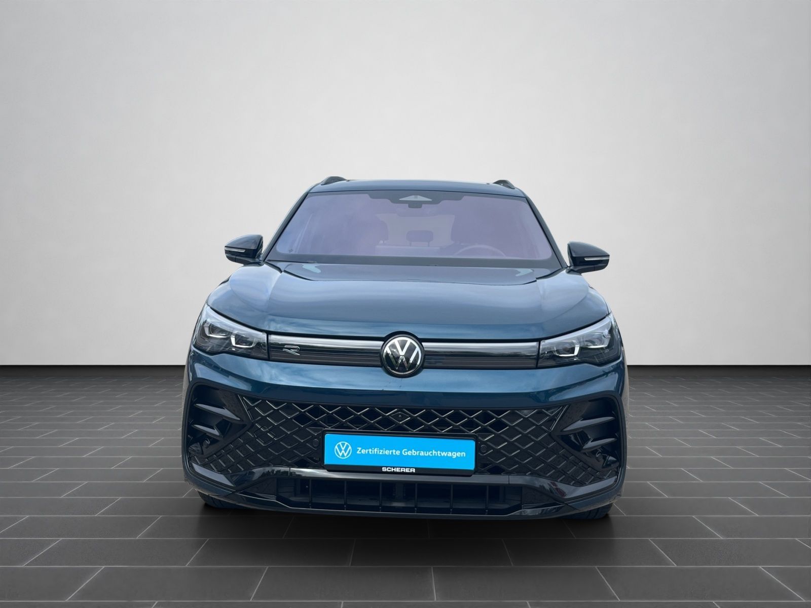Volkswagen Tiguan R-Line 1.5 eHybrid PANO HD-MATRIX AHK 360