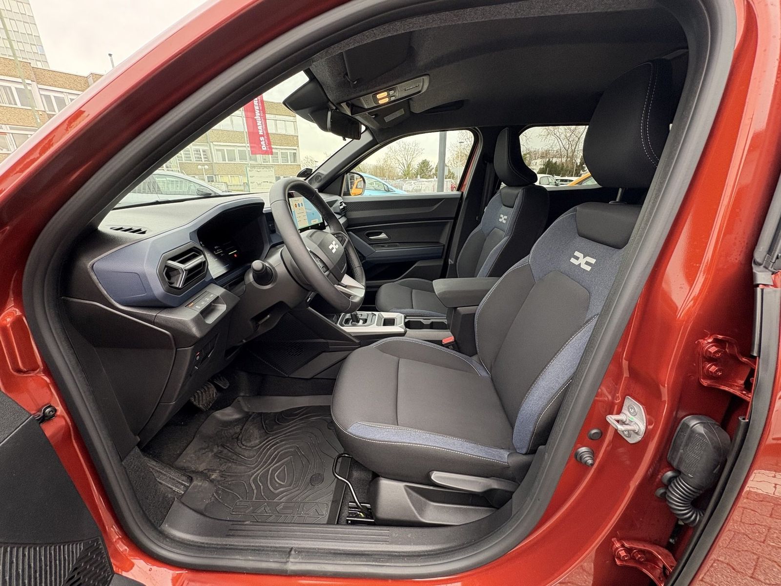 Dacia Duster III Journey Hybrid 140 1.6 E-Tech - Samsaru's Car Outlet