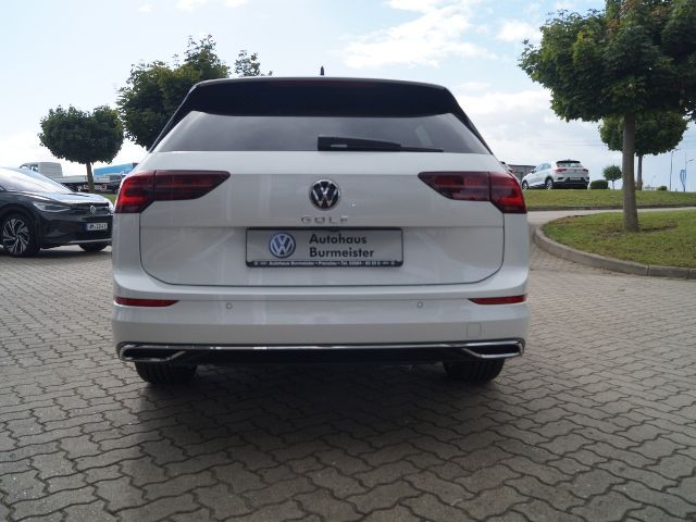Volkswagen Golf VIII Variant 1.5 TSI ACTIVE - Samsaru's Car Outlet