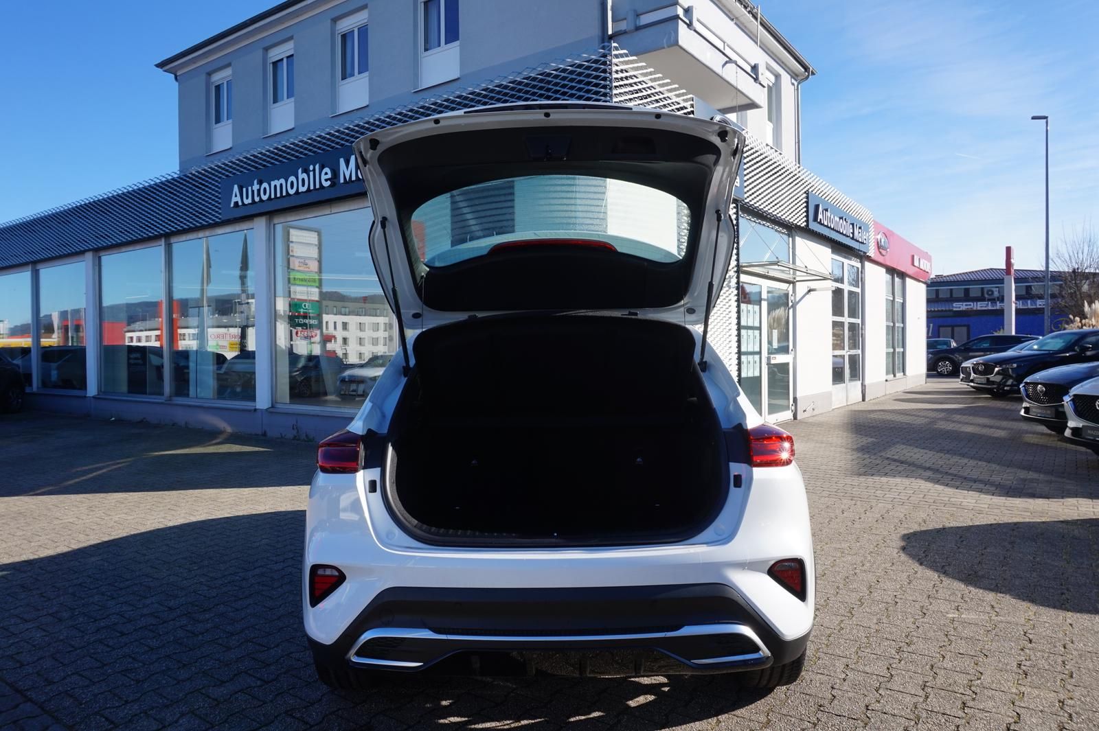 Kia XCeed 1.5 T-GDI SPIRIT - Samsaru's Car Outlet