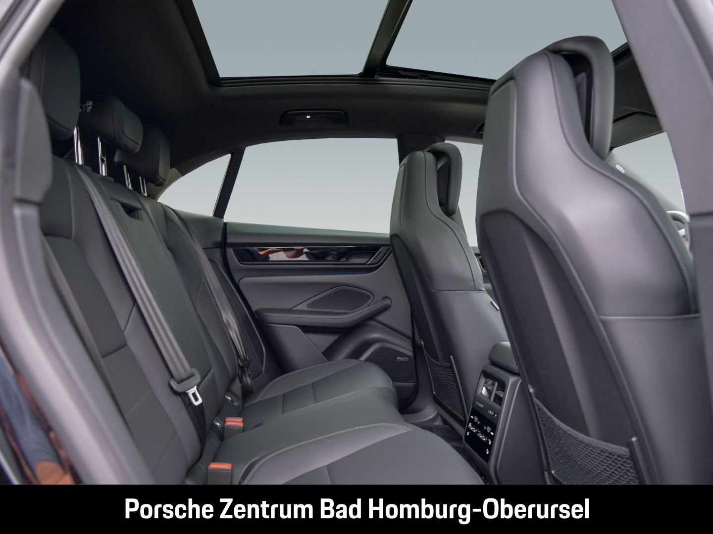 Porsche Macan 4 HA-Lenkung InnoDrive Head-Up BOSE 22Zoll