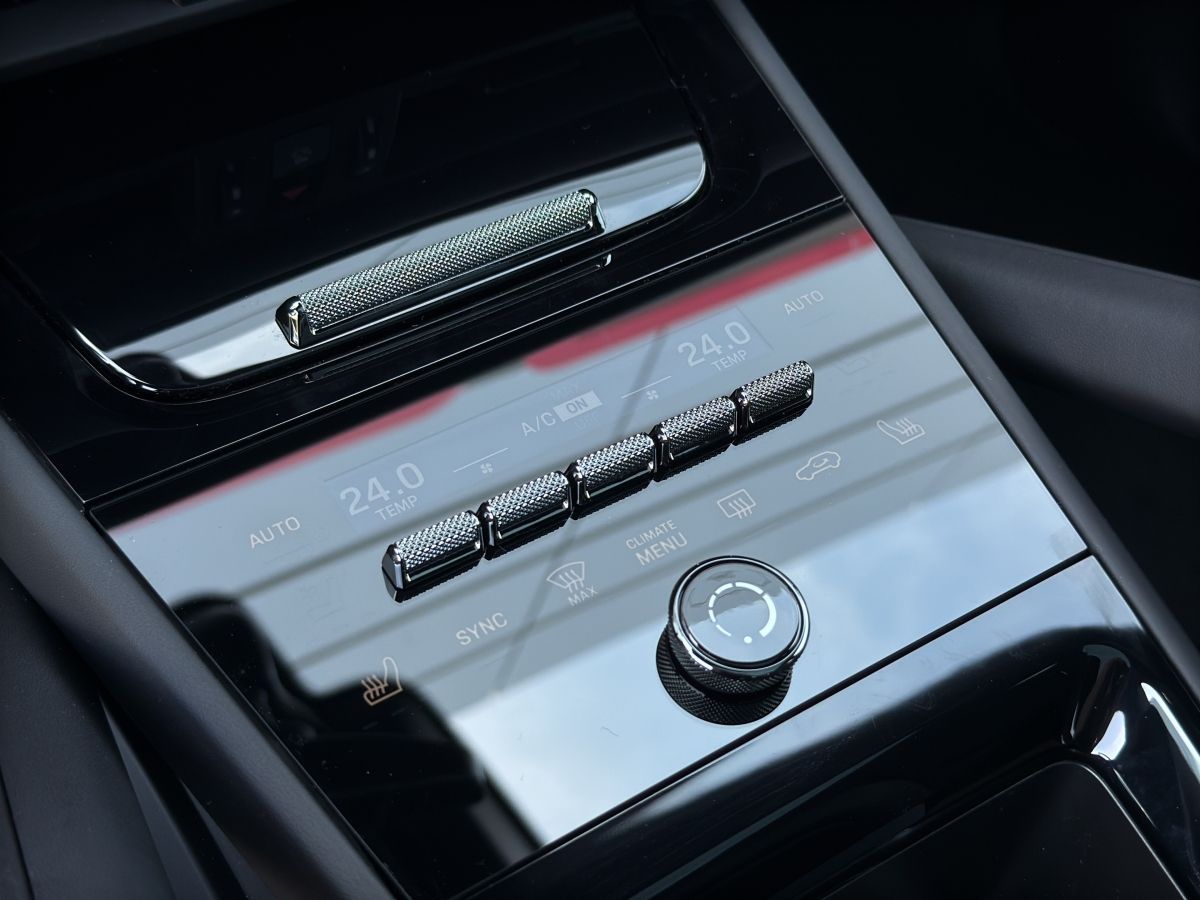 Porsche Cayenne E-Hybrid Coupe | Luftfederung | el. AHK