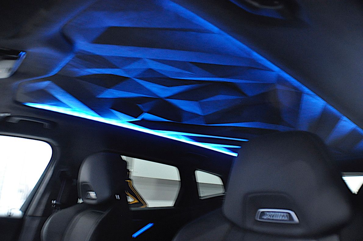 BMW XM 4.4-DRIVER PACKAGE-ALL IN BLACK