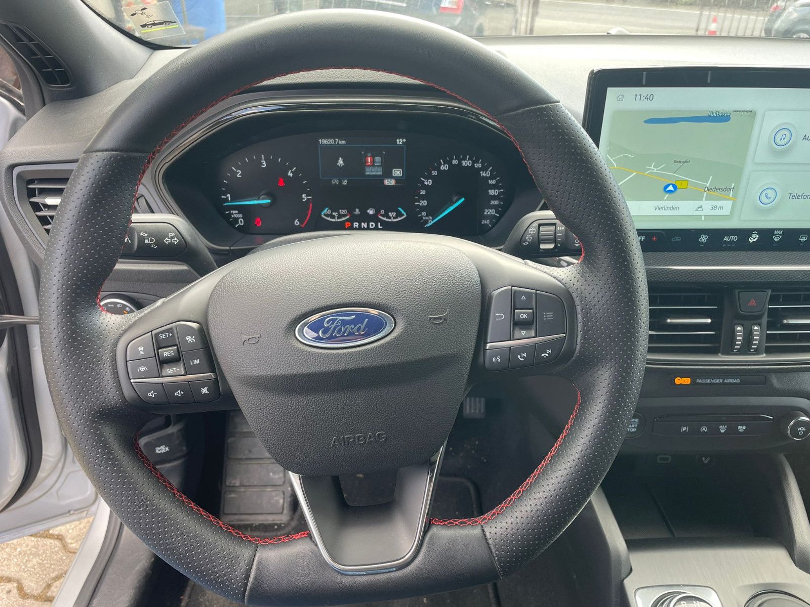 Ford Focus Turnier ST-Line 1.5 Autom,Navi,ALU,ALLWETE