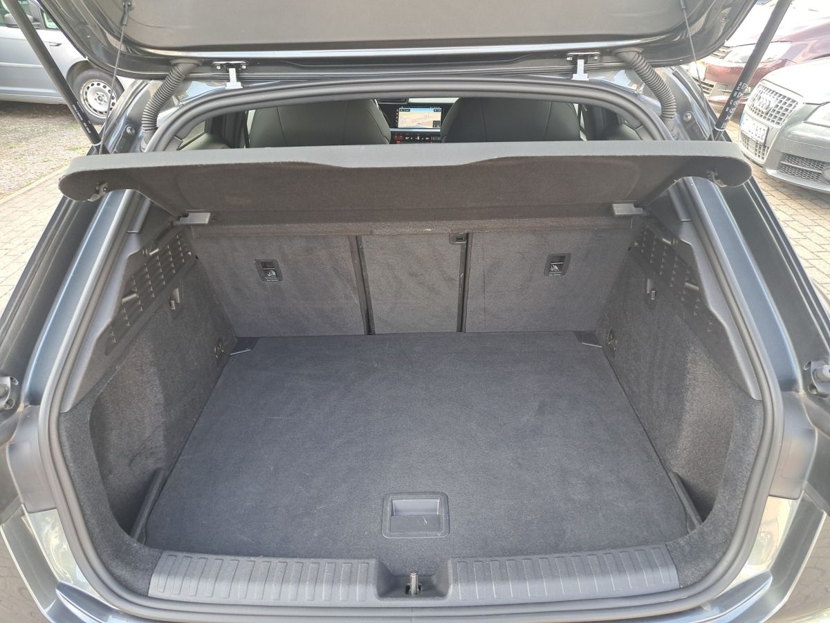 Audi A3 SPORTBACK S-LINE 35TFSI S-TRONIC - Samsaru's Car Outlet
