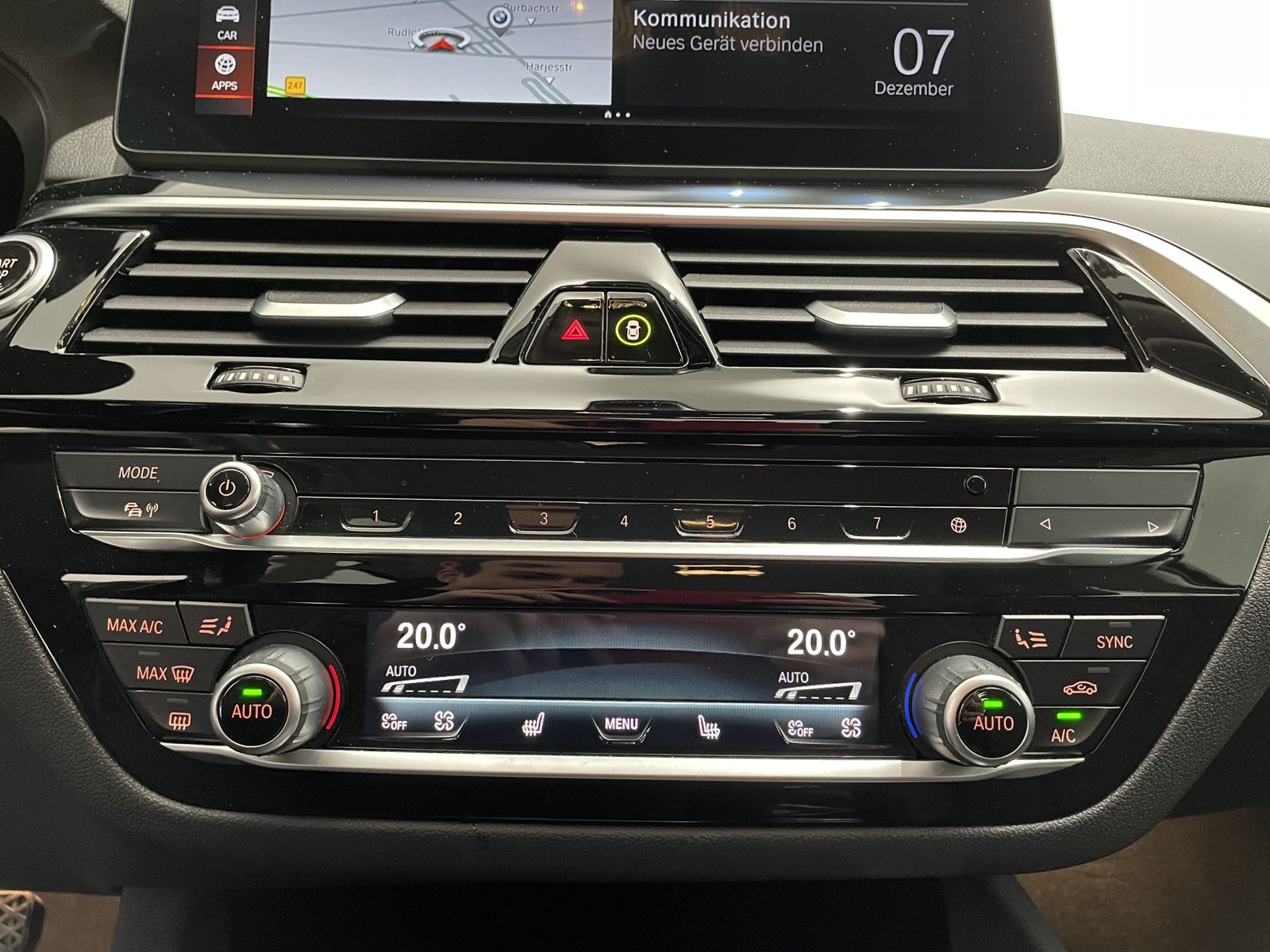 BMW 540d xDrive Laser/AHK/SHZ/HUD/DAB