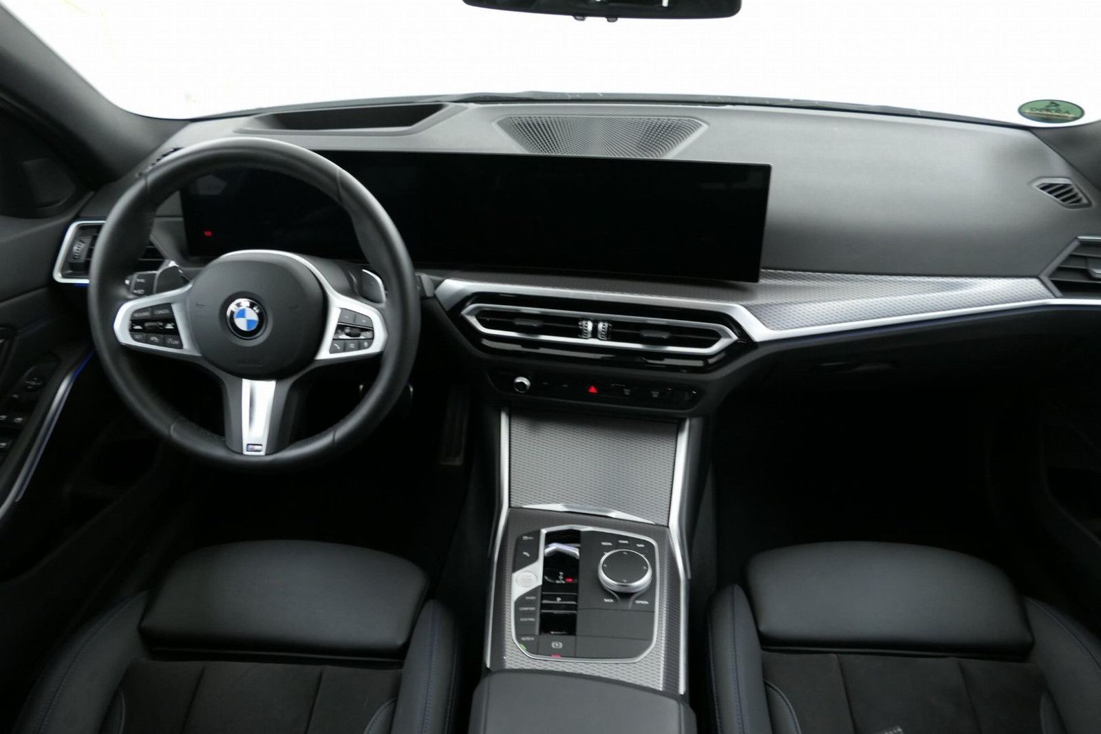 BMW 320d Touring M-Sport - Samsaru's Car Outlet