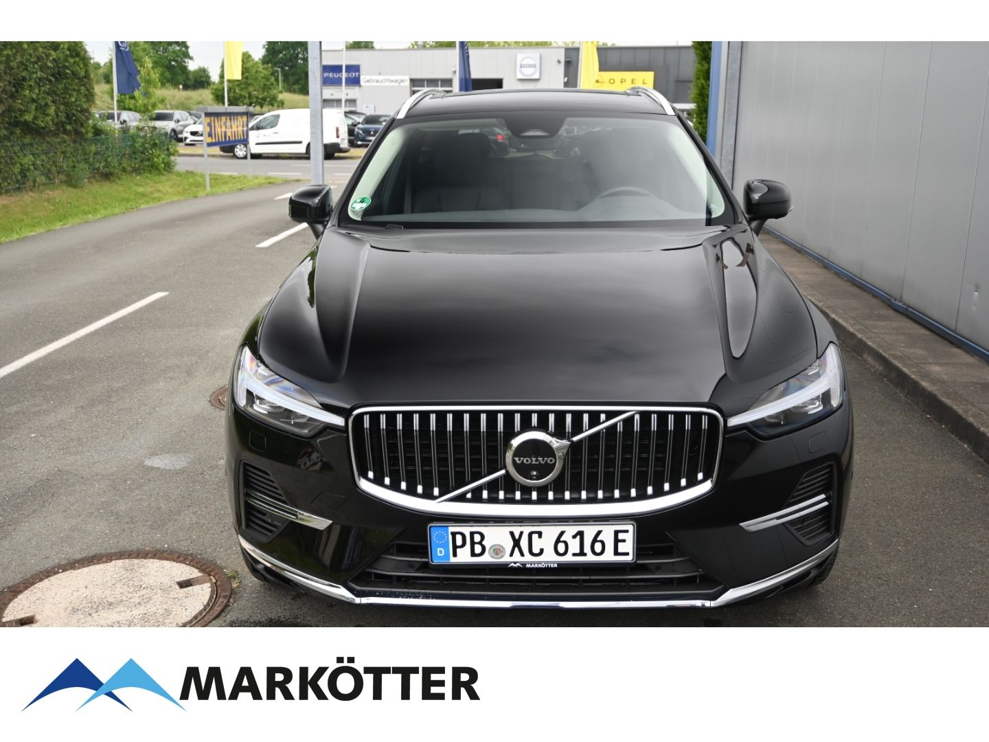 Volvo XC60 T6 AWD Plus Bright Recharge Plug-In Hybrid - Samsaru's Car Outlet