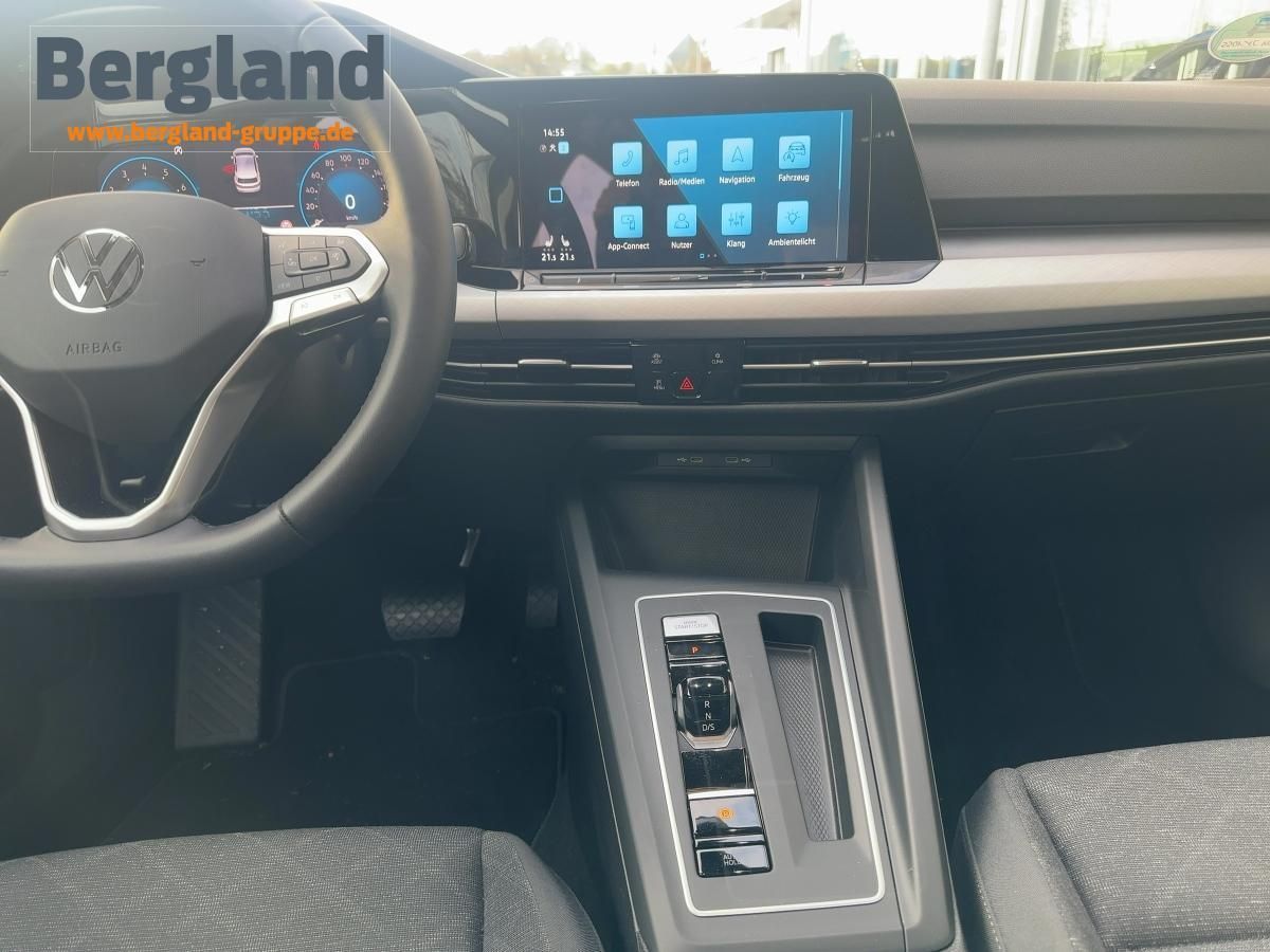 Volkswagen Golf Life 1.5l eTSI DSG - Samsaru's Car Outlet