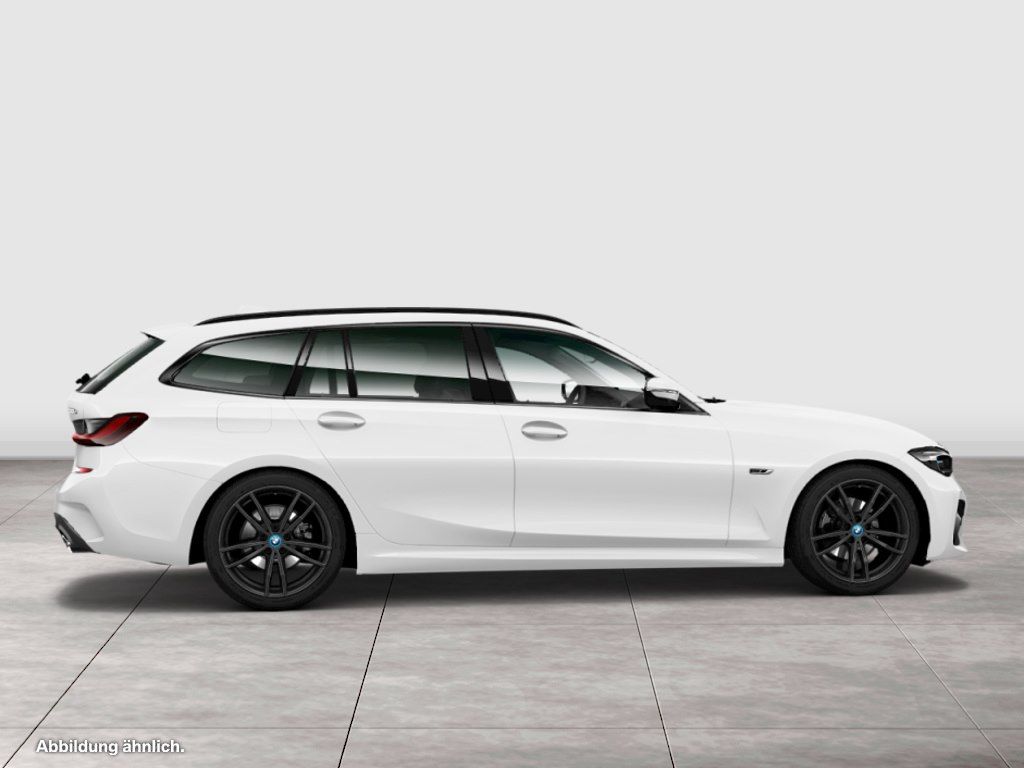 BMW 330e Touring M Sport - Samsaru's Car Outlet
