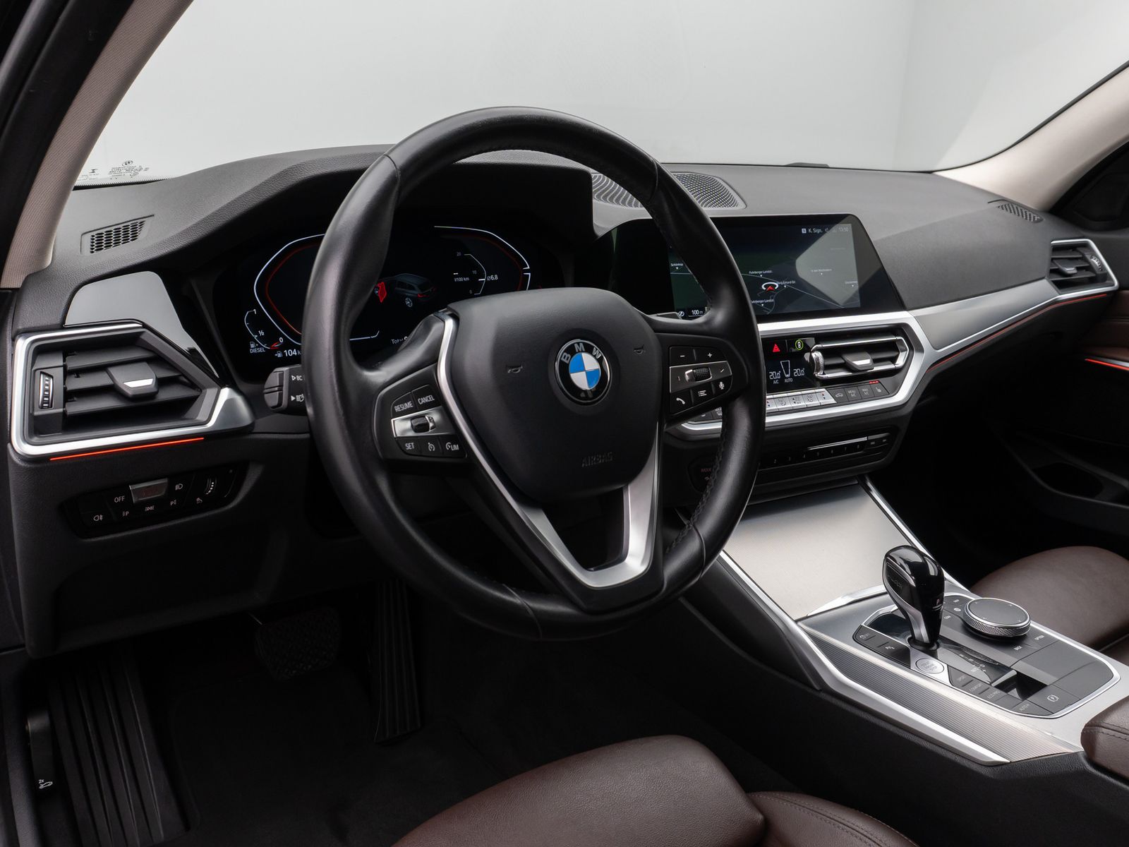 BMW 320d xD Sport Line - Samsaru's Car Outlet