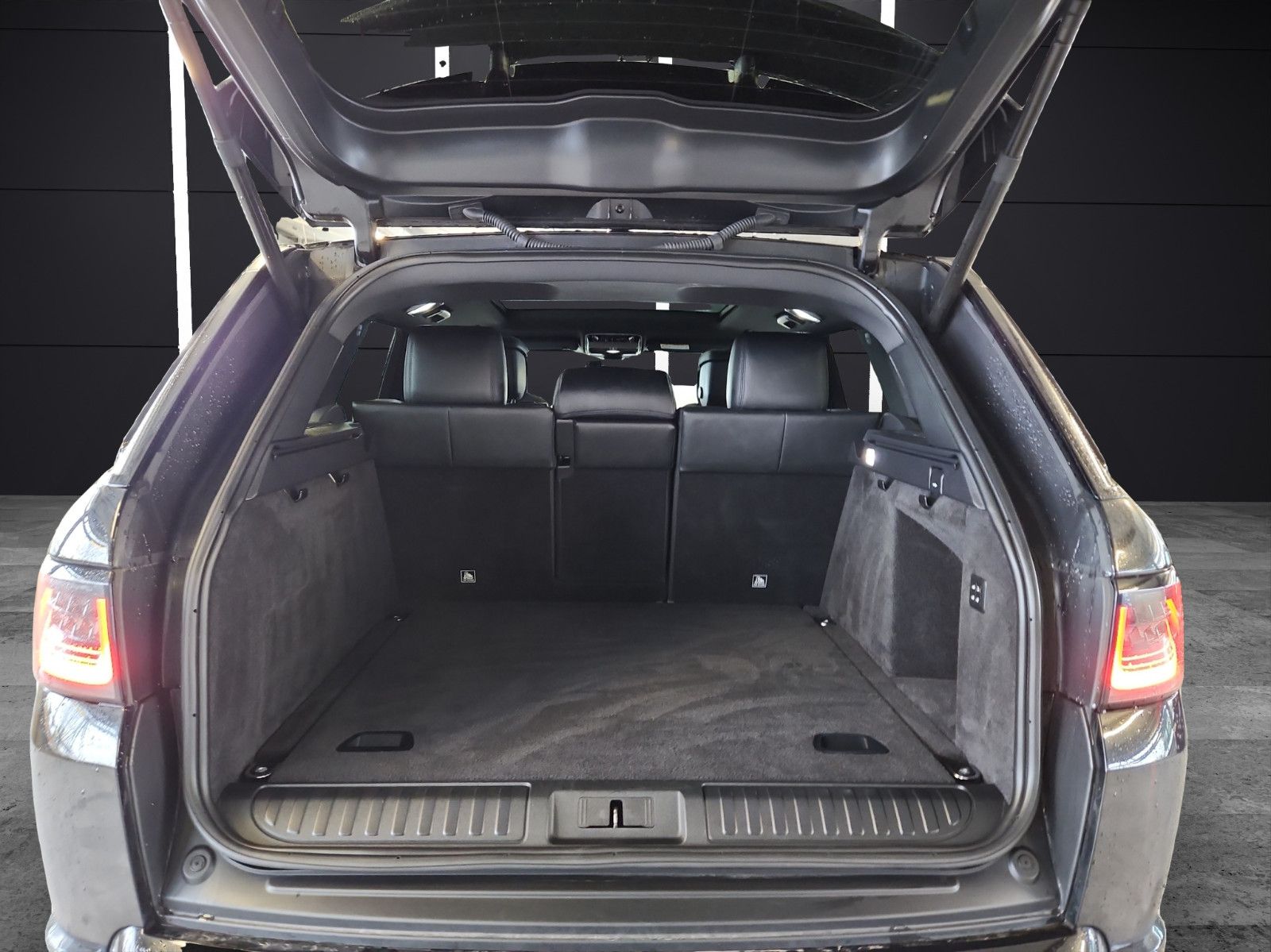 Range Rover Sport - Samsaru's Car Outlet
