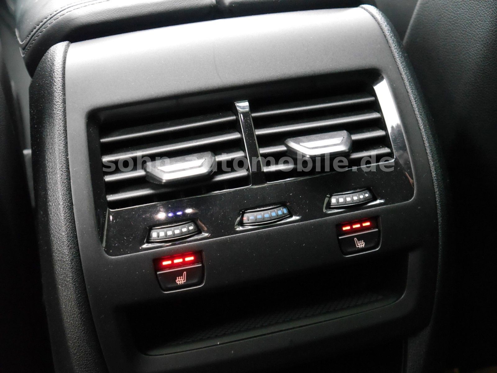 BMW X6 xDr 40d M-Sport EDITION BLACK VERMILION 2Achs