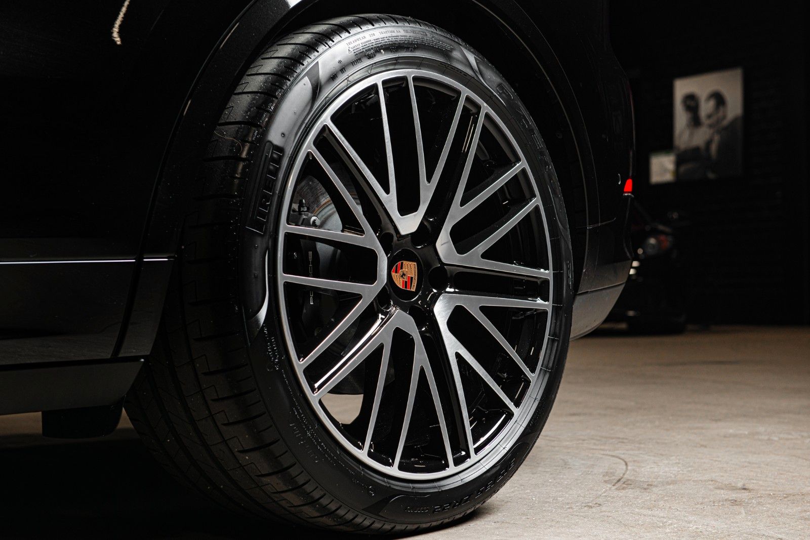 Porsche Cayenne Coupe E-Hybrid / SportDesign / VAT
