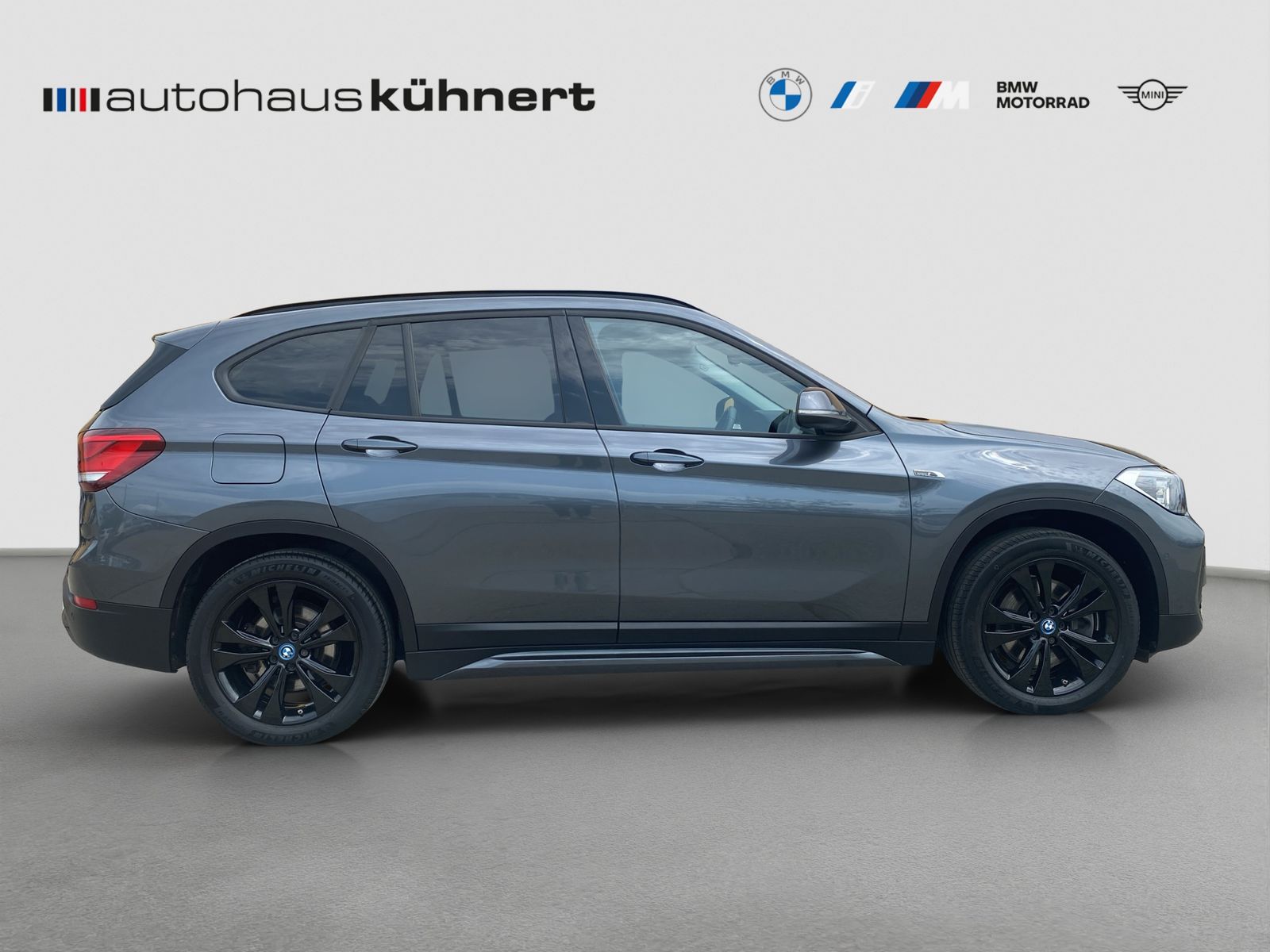 BMW X1 xDrive25e Sport Line - Samsaru's Car Outlet