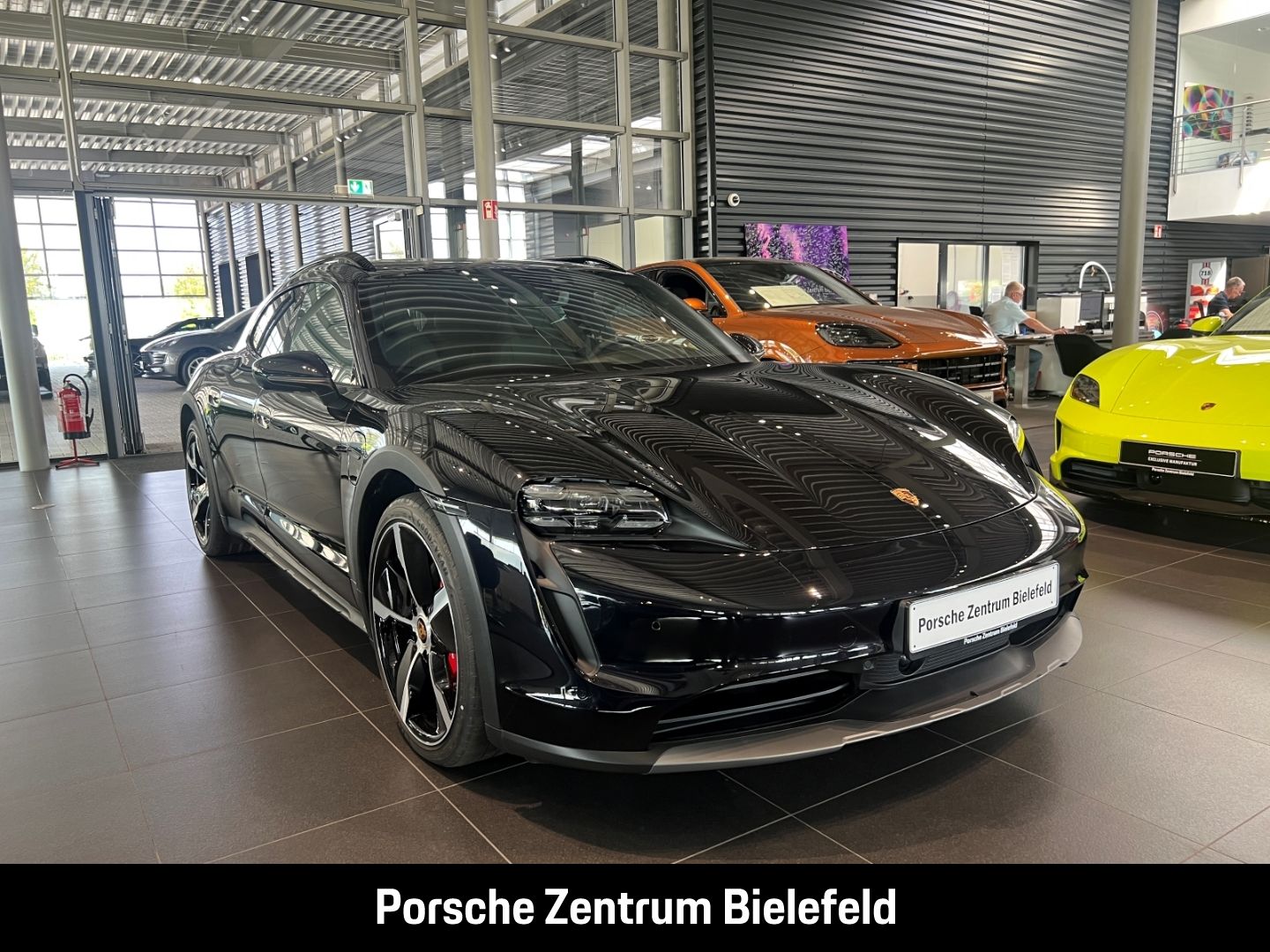 Porsche Taycan 4S Cross Turismo Panoramadach LED-Matrix