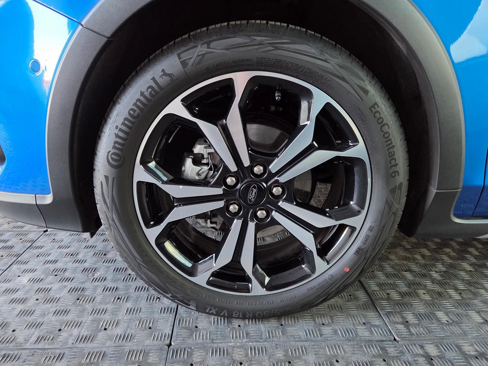 Ford Focus Active X+Metallic+B&O+Winterpaket+Automati