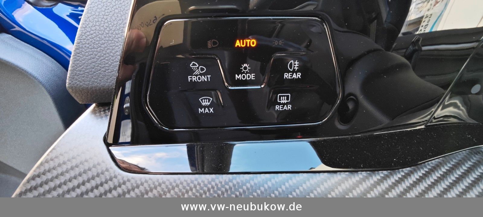 Volkswagen Golf VIII R 20 Years 4Motion DSG - Samsaru's Car Outlet